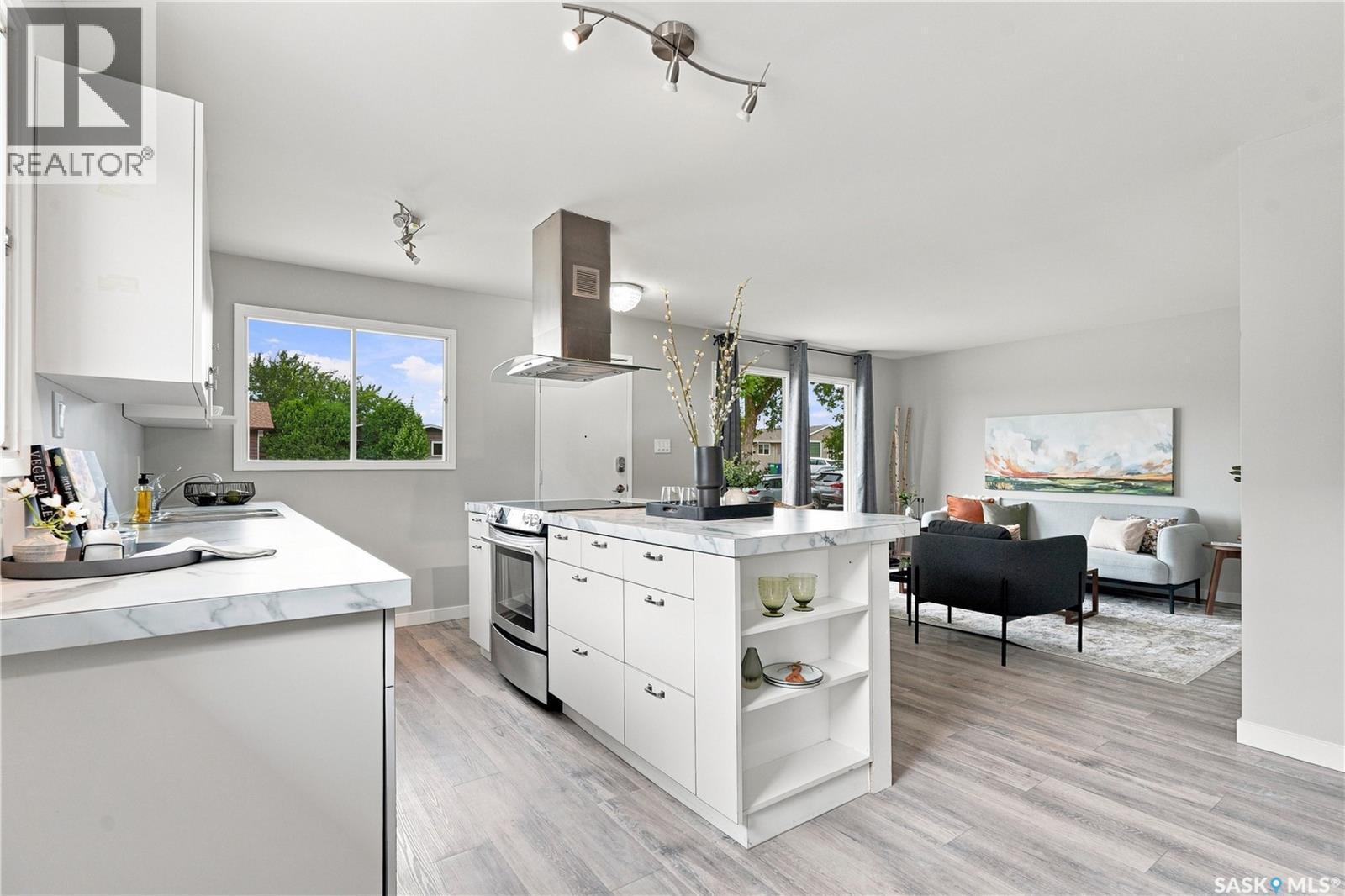 338 Brock Crescent, Saskatoon, SK - Indoor