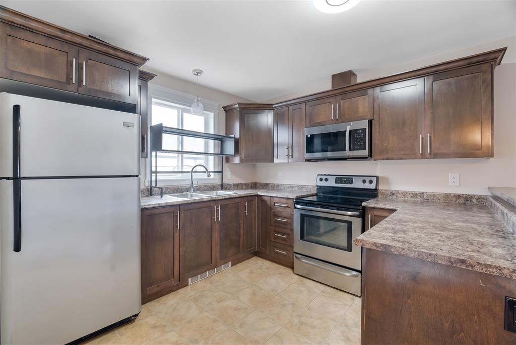 3-403 Blackmarsh Road, St. Johns, NL - Indoor Photo Showing Kitchen With Double Sink