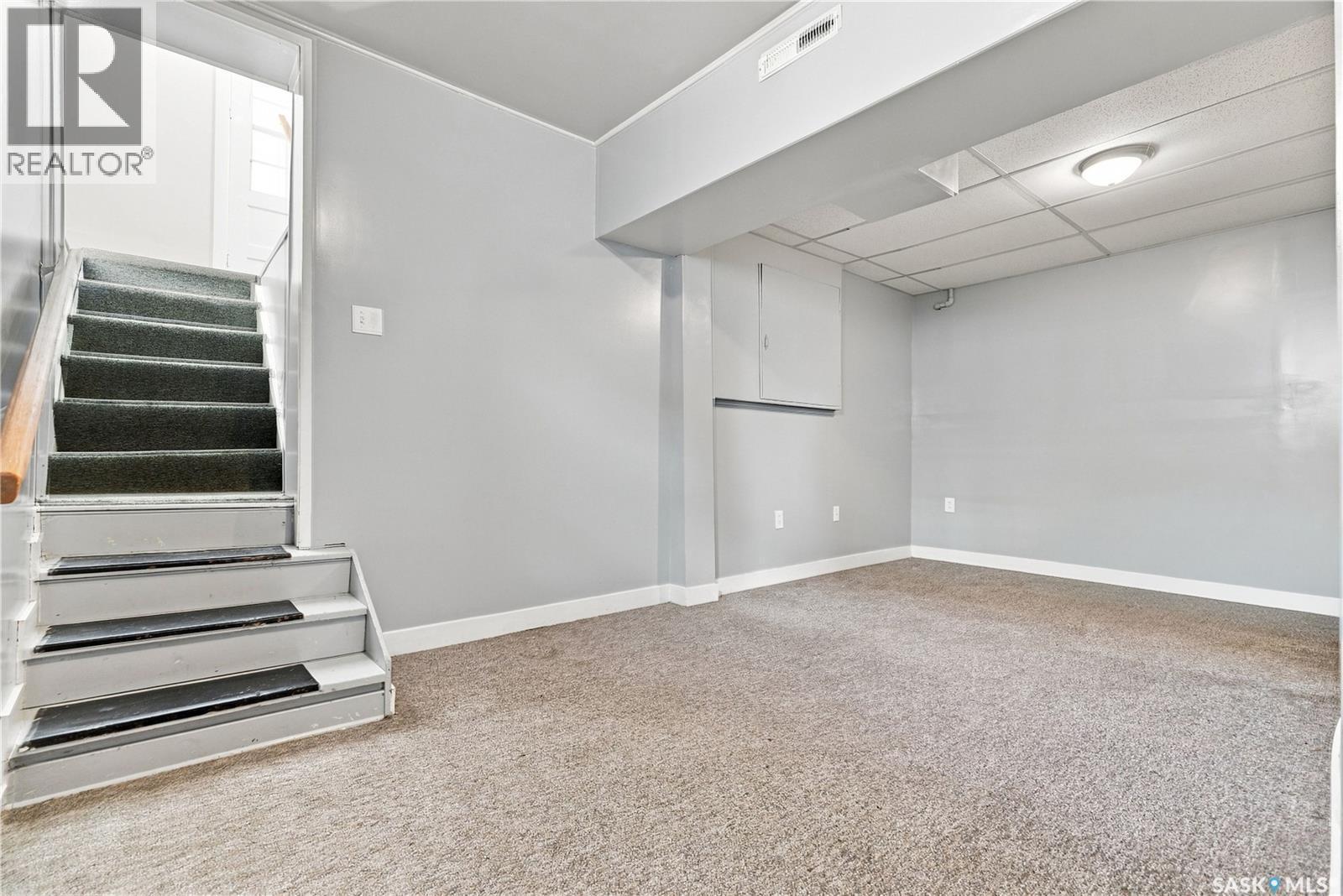 1421 23Rd Street W, Saskatoon, SK - Indoor Photo Showing Other Room