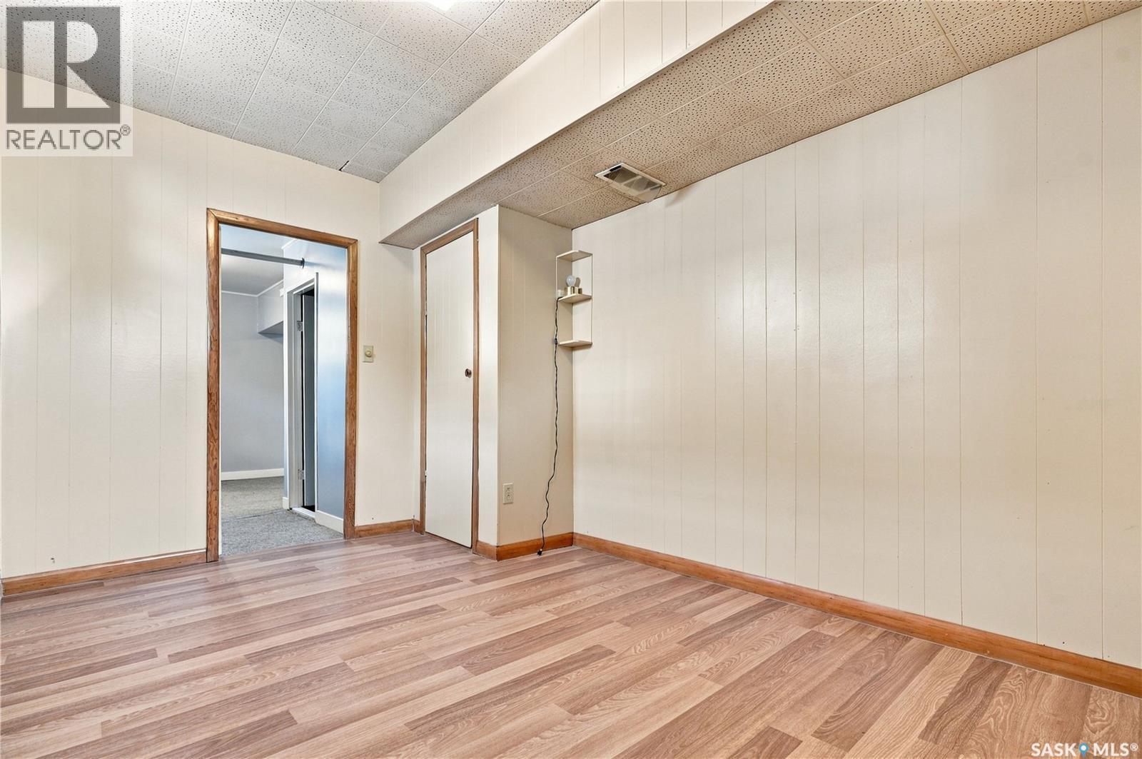 1421 23Rd Street W, Saskatoon, SK - Indoor Photo Showing Other Room