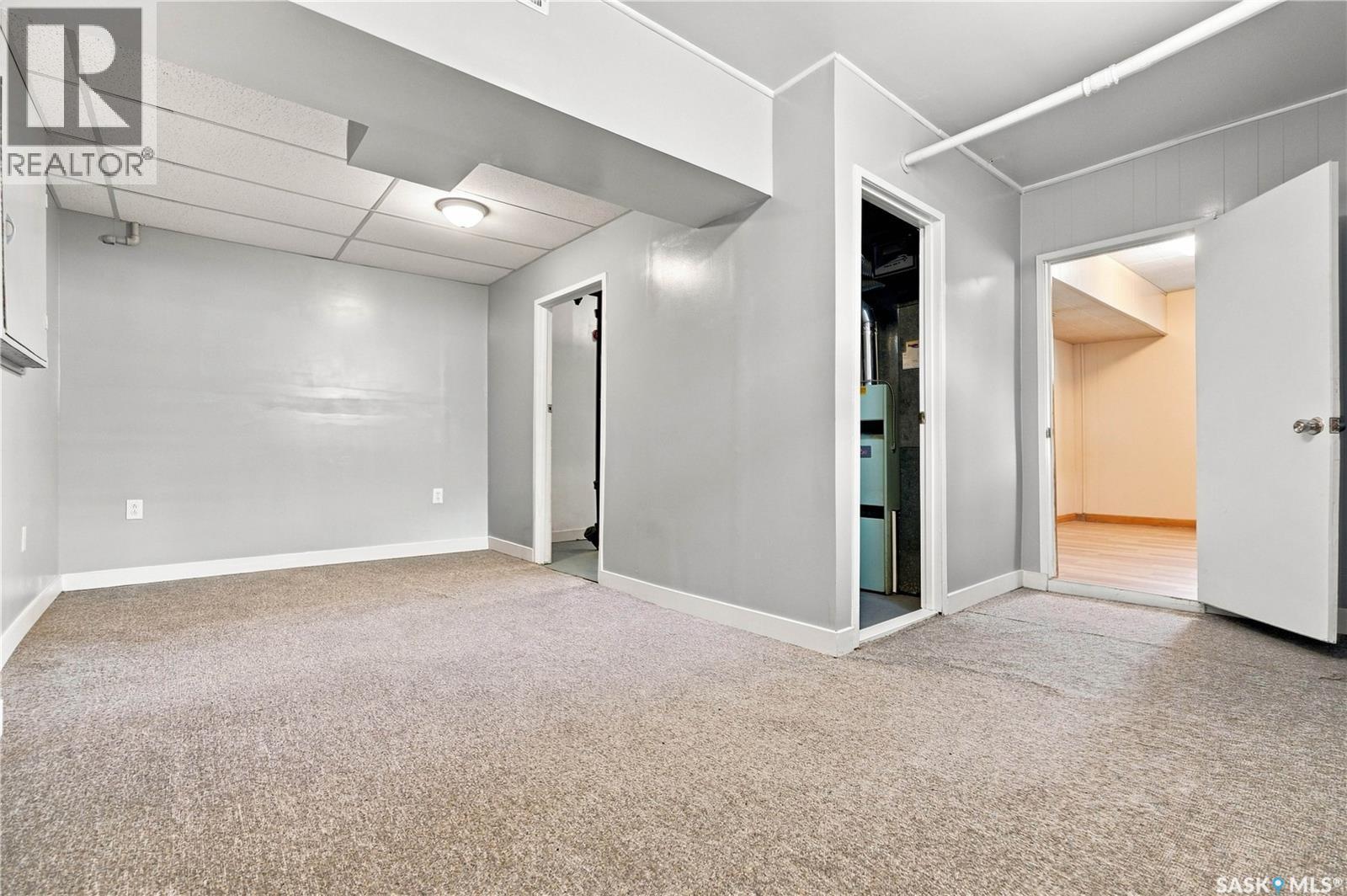 1421 23Rd Street W, Saskatoon, SK - Indoor Photo Showing Other Room
