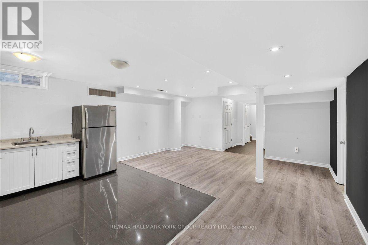 2094 Webster Blvd | Finished Basement - 2094 Webster Boulevard, Innisfil, ON - Indoor Photo Showing Kitchen
