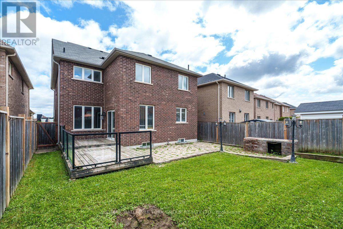 2094 Webster Blvd | Backyard - 2094 Webster Boulevard, Innisfil, ON - Outdoor With Exterior