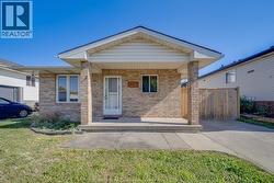 1465 FOSTER AVENUE Windsor, ON N8W 5P8