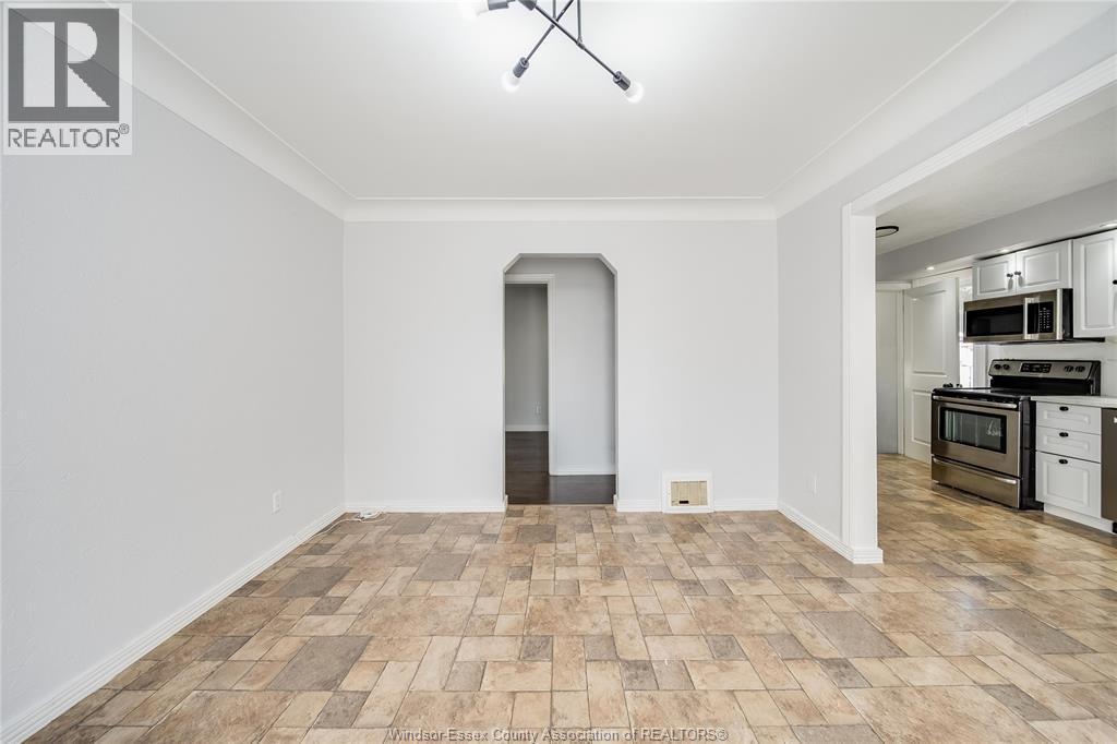1153 Harrison, Windsor, ON - Indoor Photo Showing Other Room