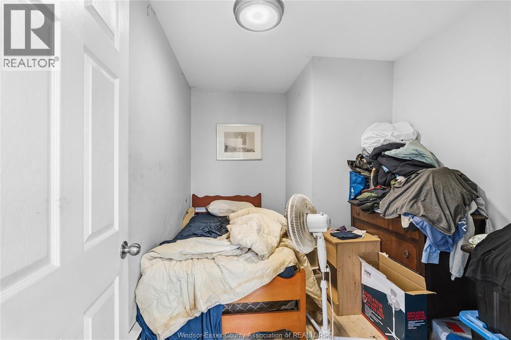 314 Bruce, Windsor, ON - Indoor Photo Showing Bedroom