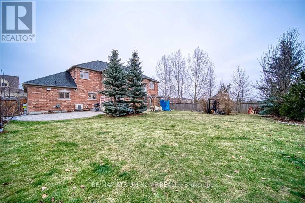 18 Soleil Boulevard, Aurora, ON - Outdoor