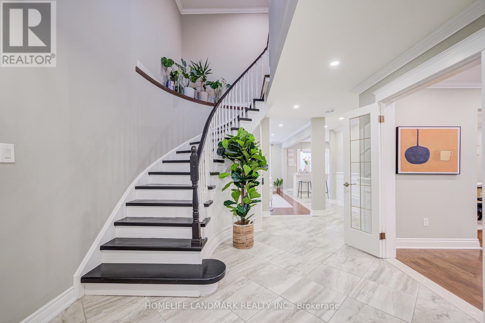 2105 Folkway Drive, Mississauga, ON - Indoor Photo Showing Other Room