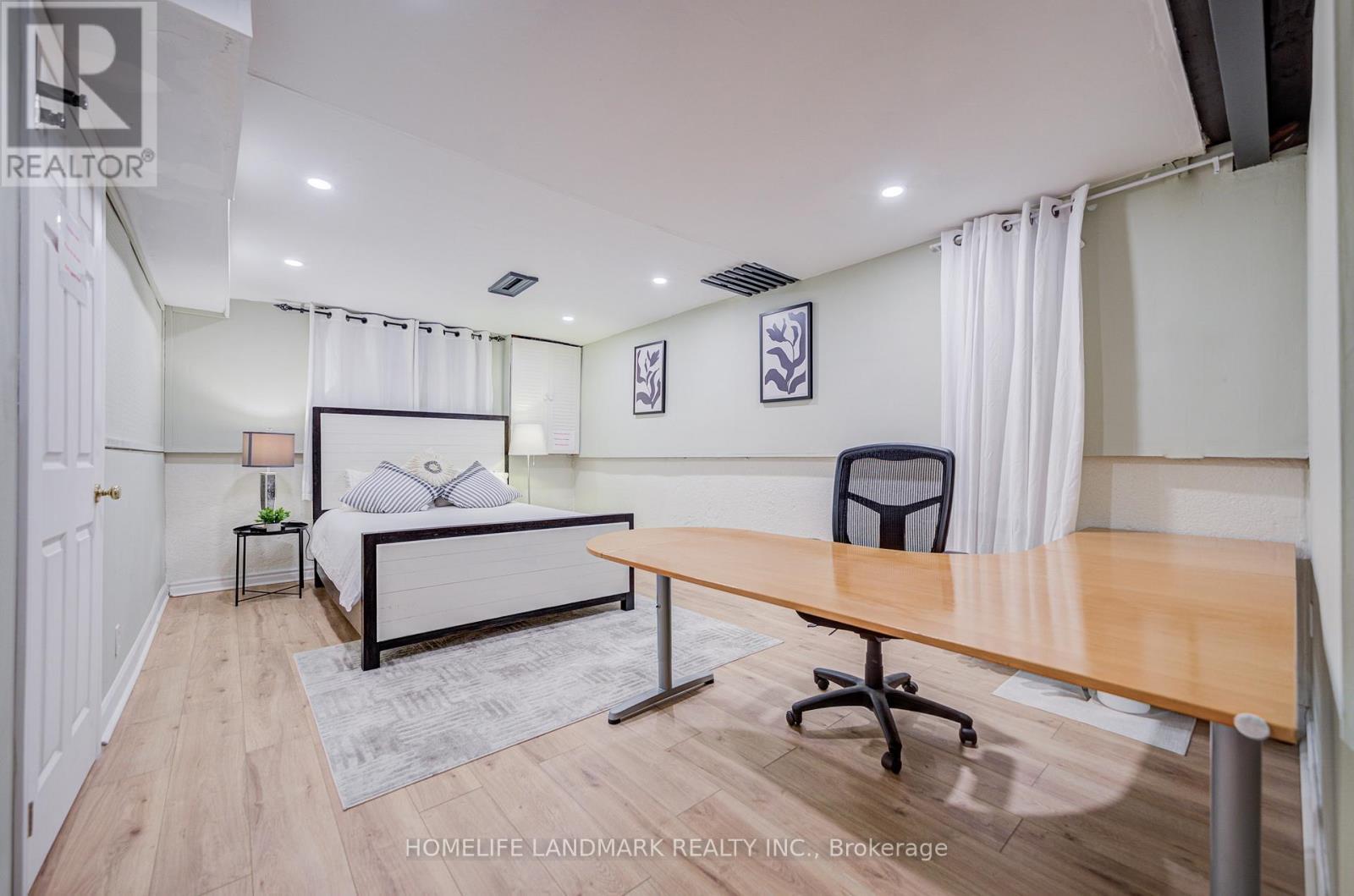 2105 Folkway Drive, Mississauga, ON - Indoor Photo Showing Office