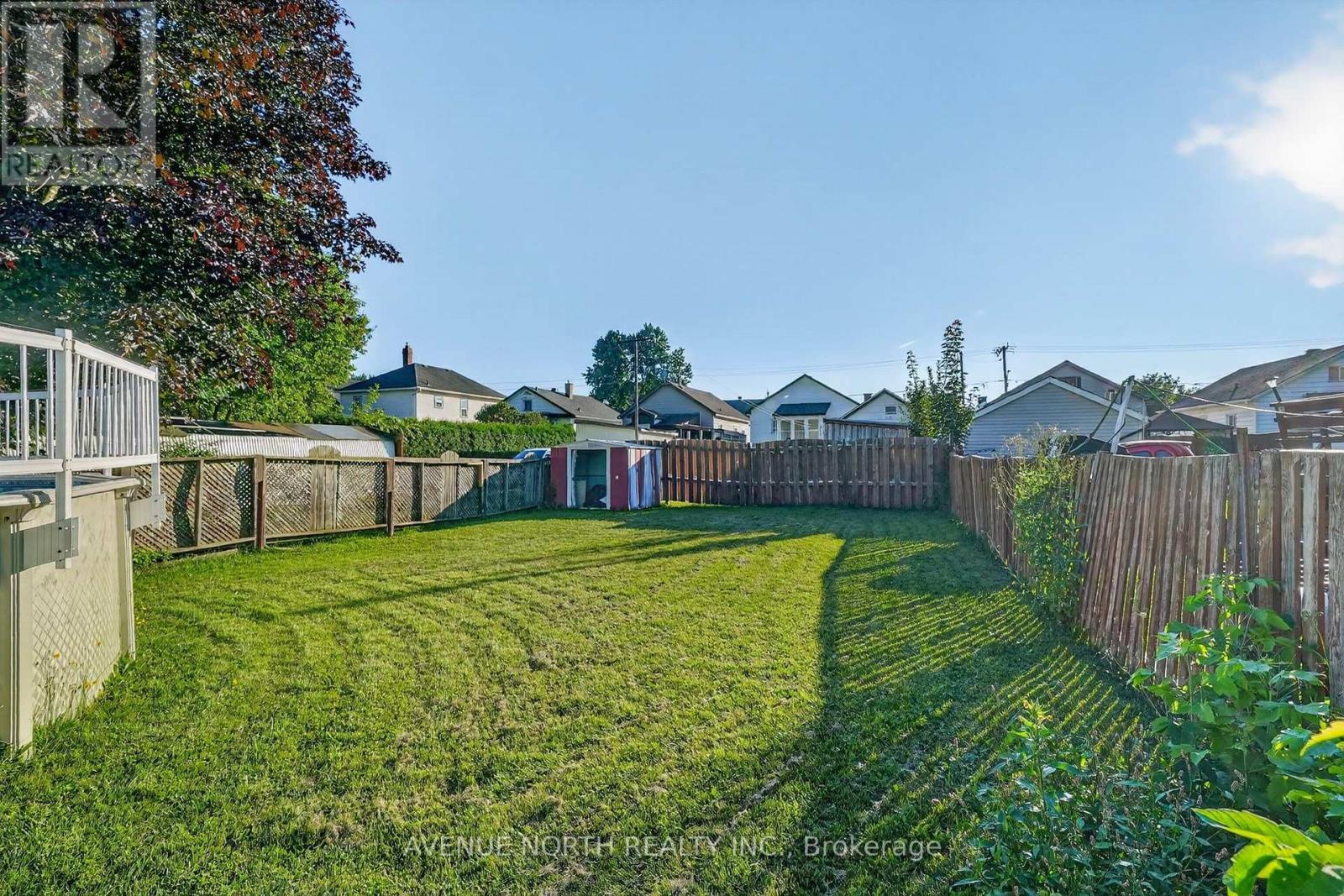 514 Rivier Place, Cornwall, ON - Outdoor With Backyard
