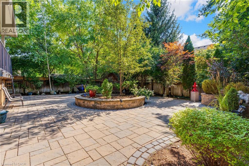 32 Pennsylvania Crescent, Kitchener, ON - Outdoor