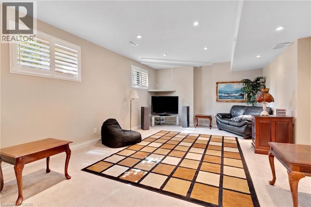 32 Pennsylvania Crescent, Kitchener, ON - Indoor