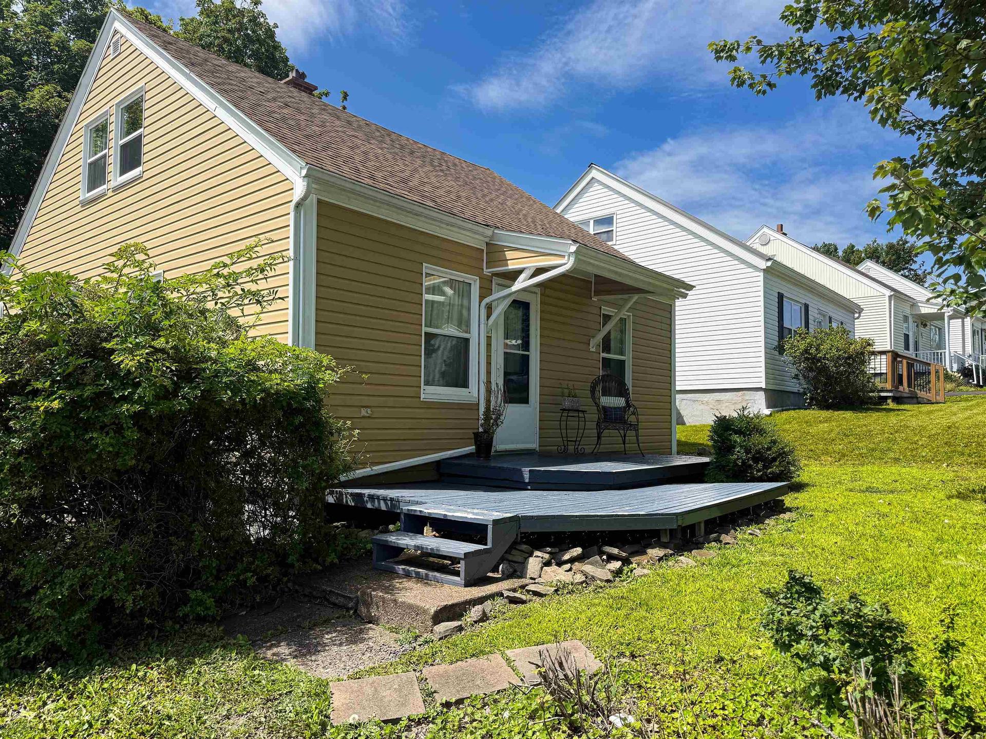 11 Cedar Street, Pictou, NS
