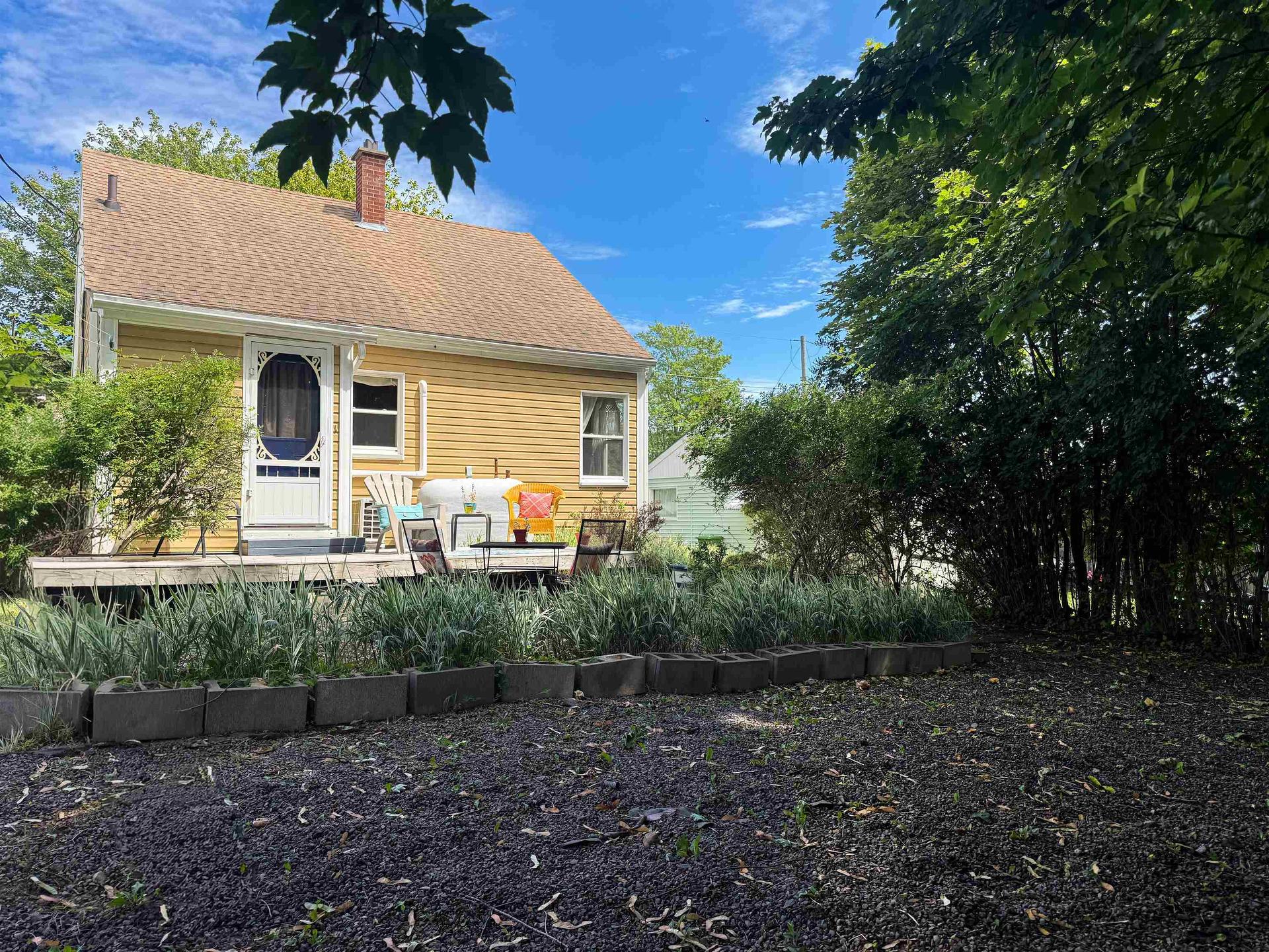11 Cedar Street, Pictou, NS
