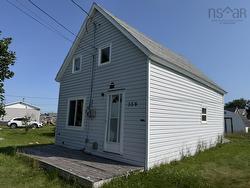 358 Douglas Avenue Glace Bay, NS B1A 1E1