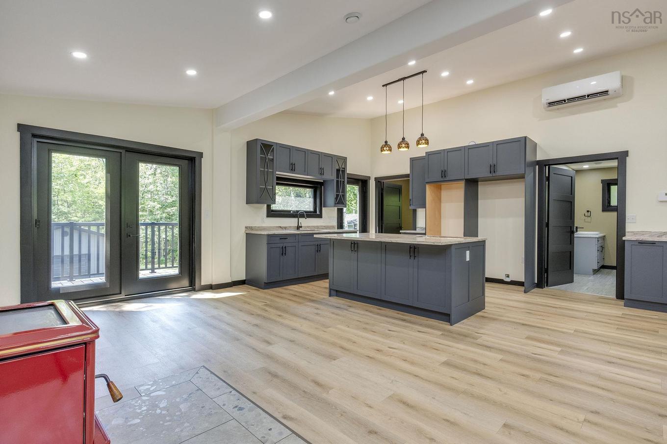 301 Bentley Road, South Berwick, NS - Indoor Photo Showing Kitchen With Upgraded Kitchen