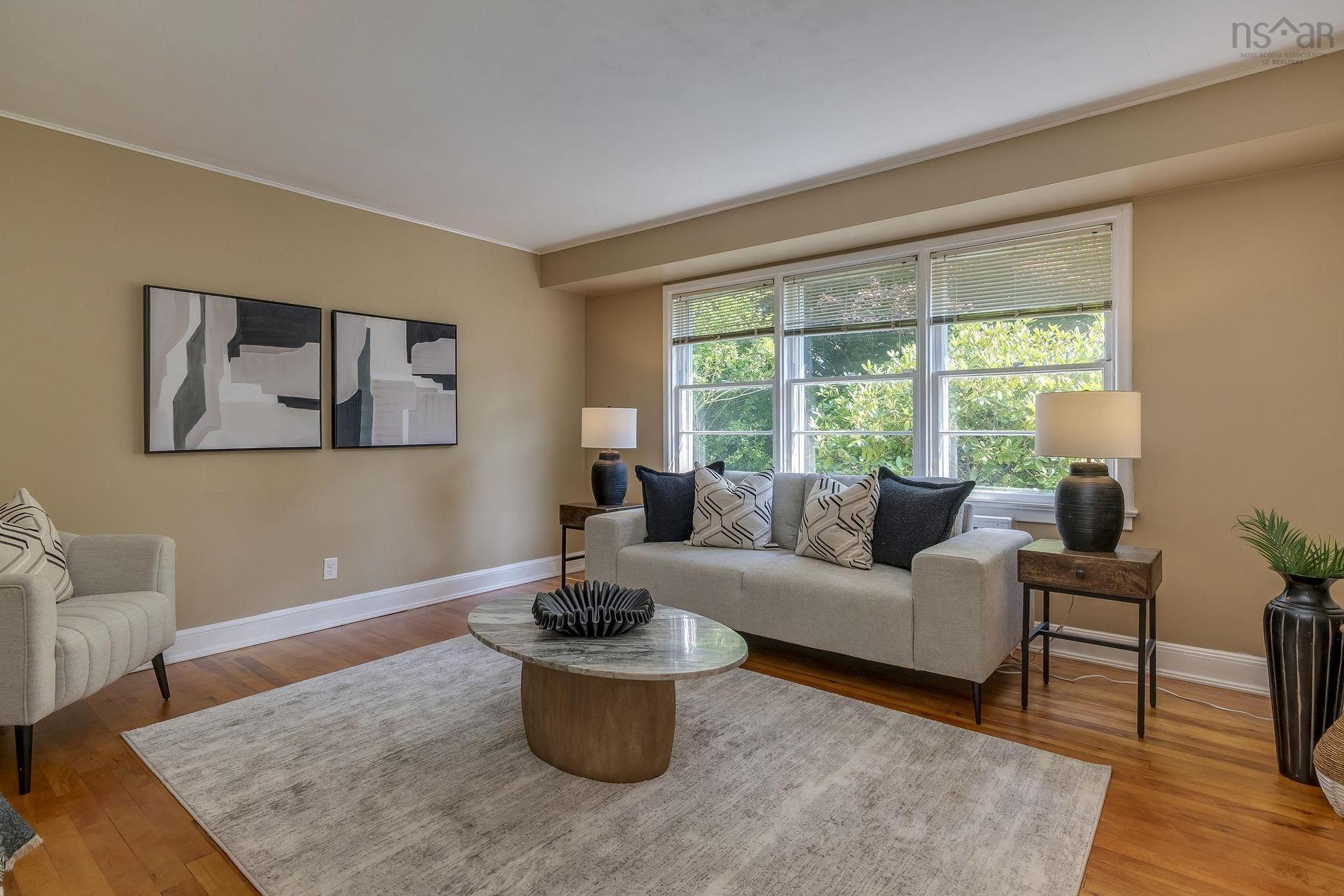 2821 Ralph Devlin Drive, Halifax, NS - Indoor Photo Showing Living Room