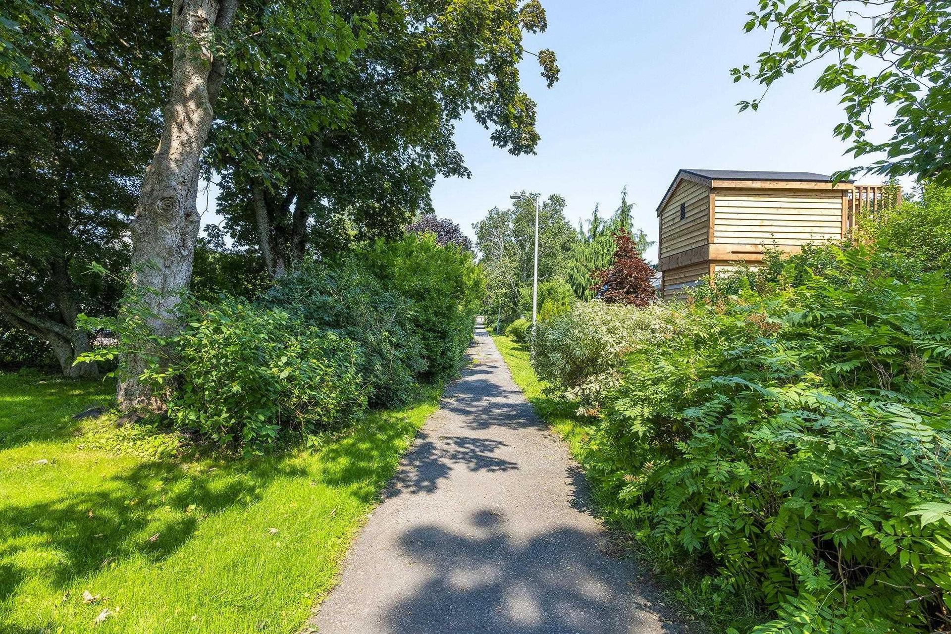 2821 Ralph Devlin Drive, Halifax, NS - Outdoor