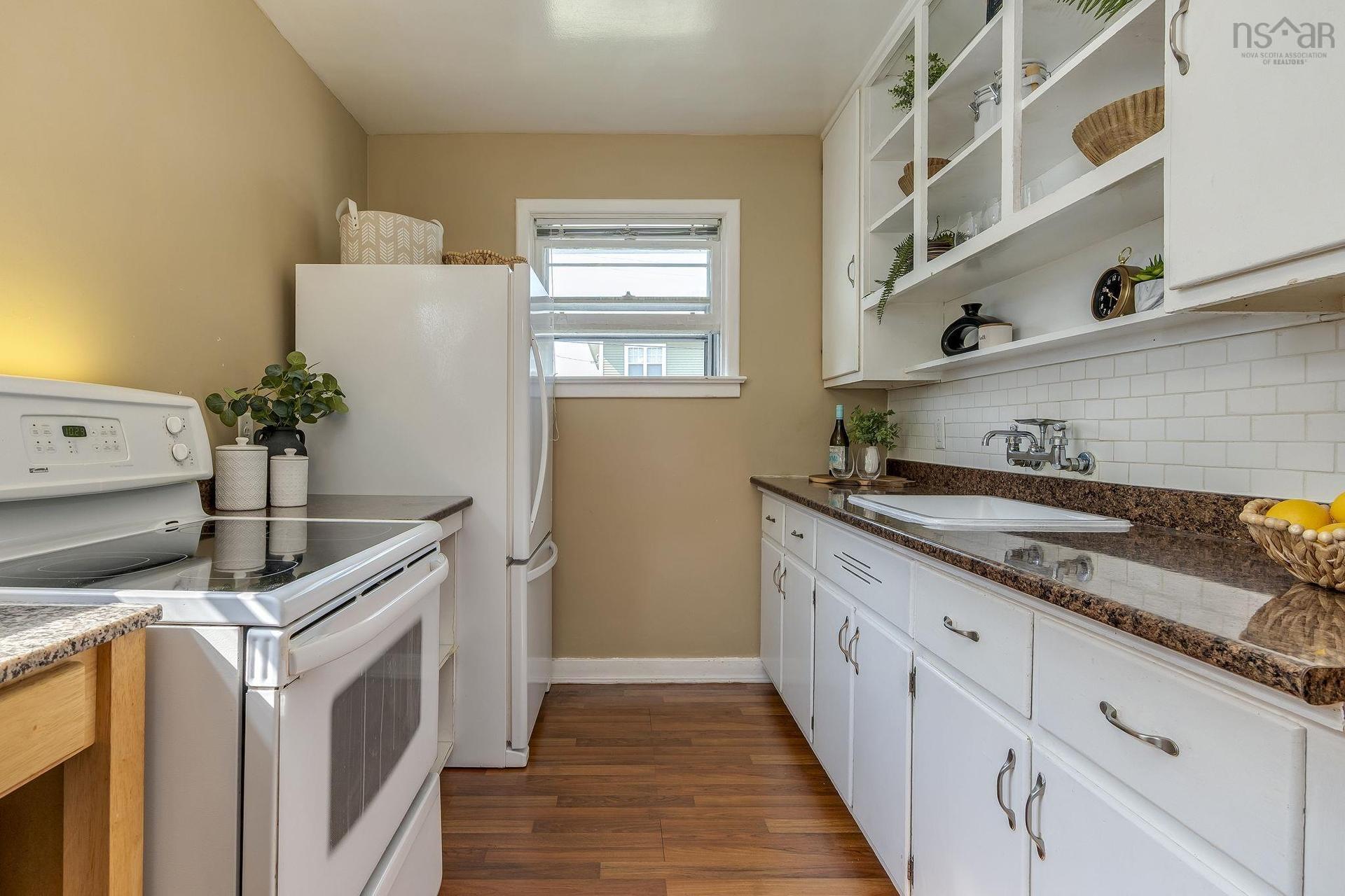2821 Ralph Devlin Drive, Halifax, NS - Indoor
