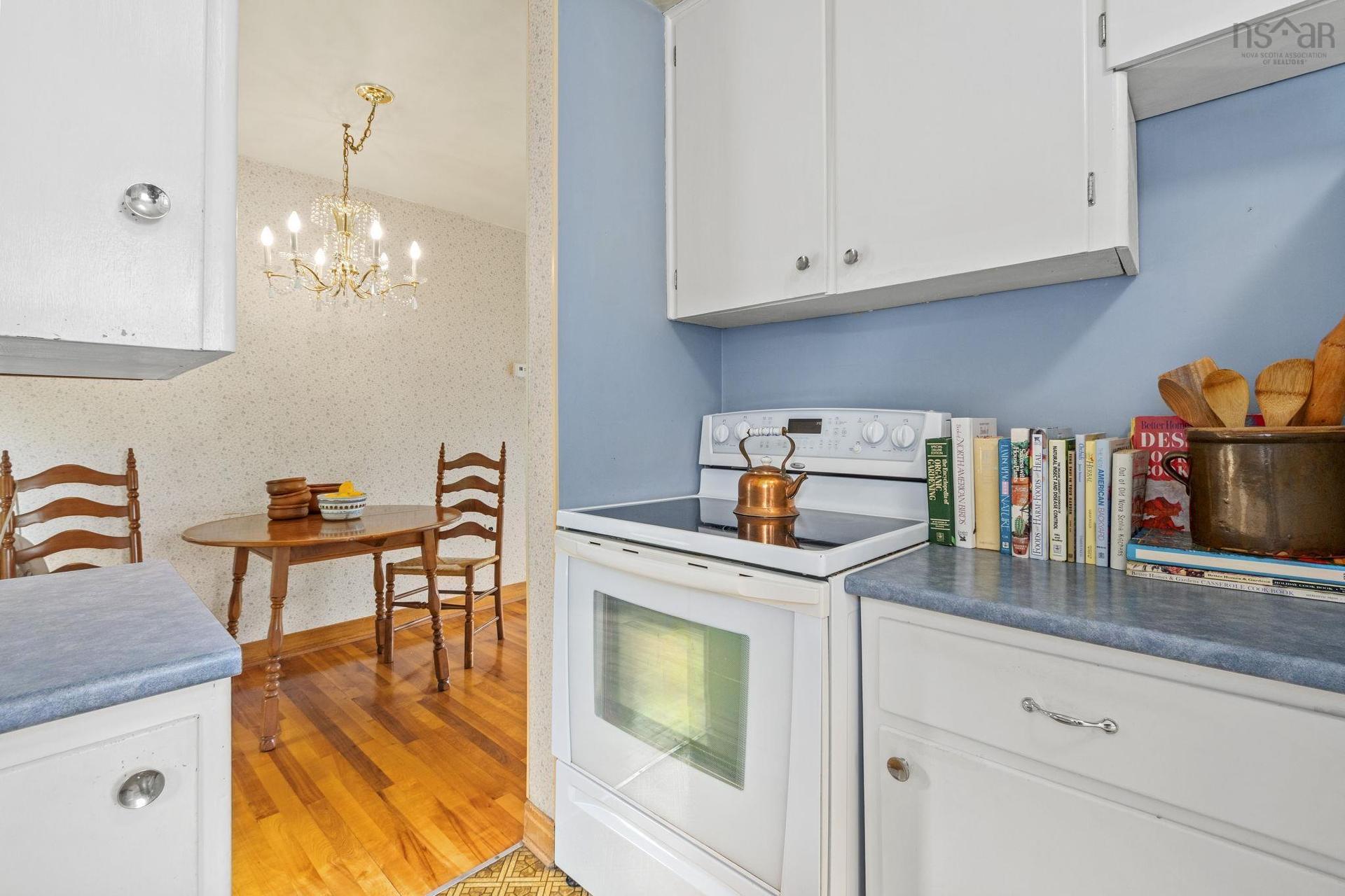 22 Kent Road, Kentville, NS - Indoor Photo Showing Kitchen