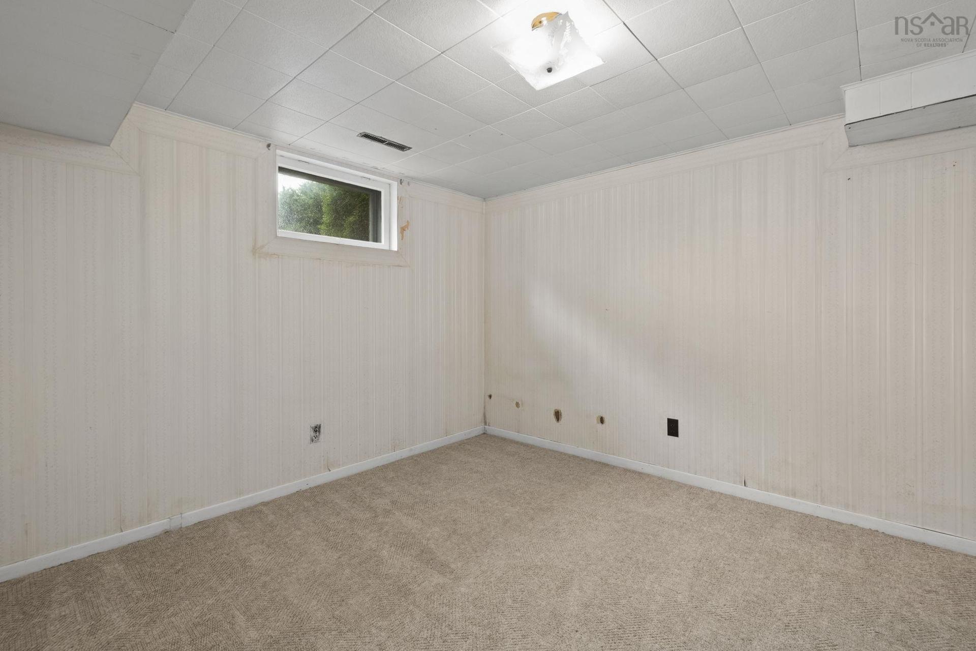 22 Kent Road, Kentville, NS - Indoor Photo Showing Other Room