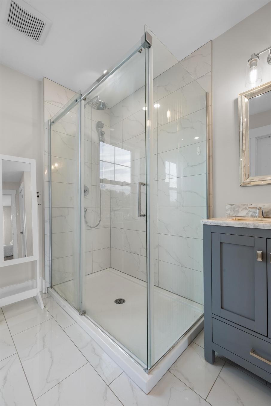 21 Waters Edge Lane, Cornwall, PE - Indoor Photo Showing Bathroom