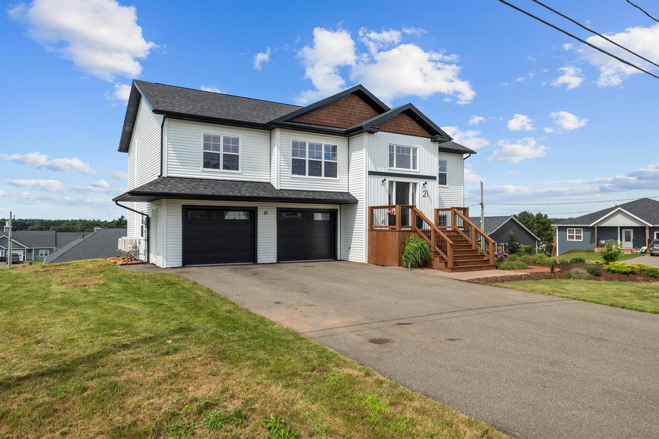 21 Waters Edge Lane, Cornwall, PE - Outdoor