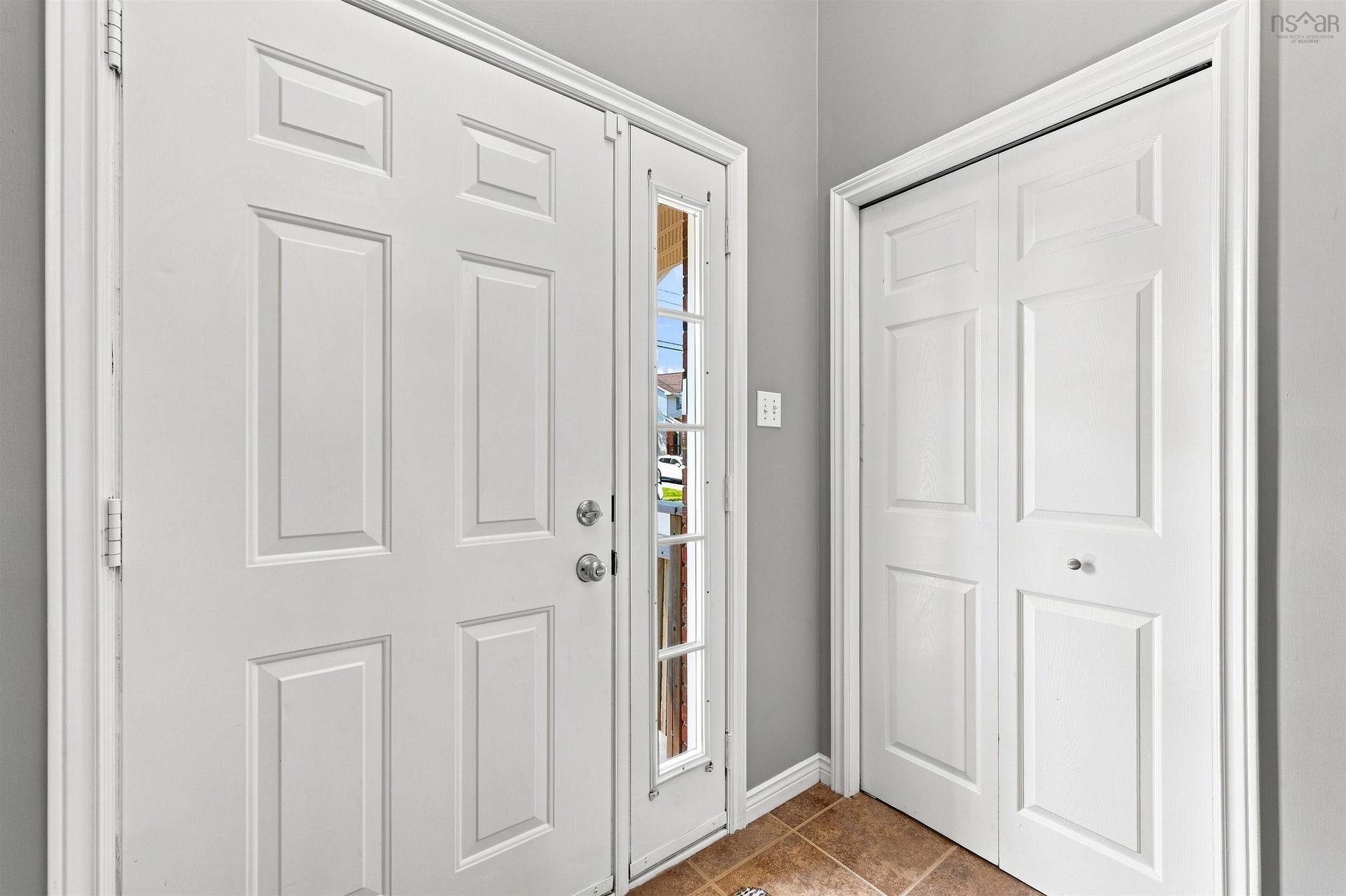 28 Sovereign Crescent, Westphal, NS - Indoor Photo Showing Other Room