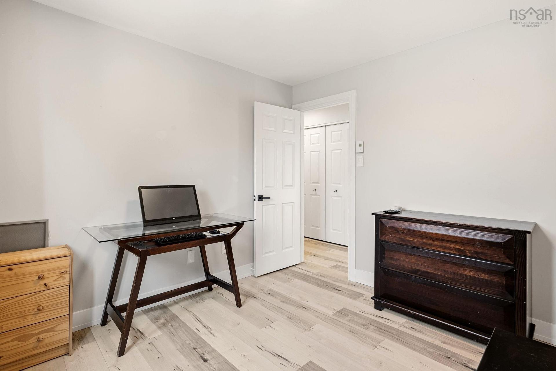 125 Appian Way, Dartmouth, NS - Indoor Photo Showing Office