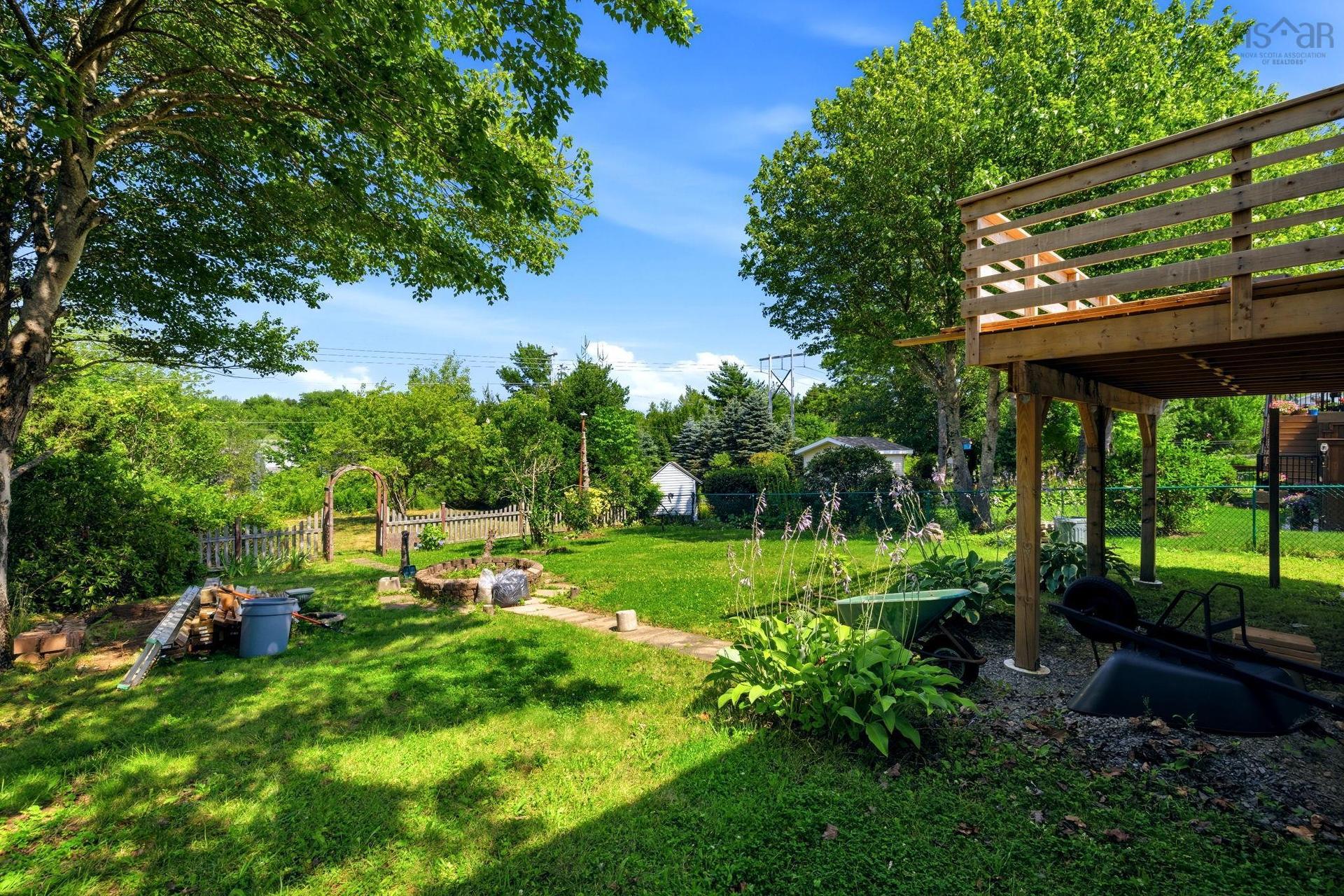 125 Appian Way, Dartmouth, NS - Outdoor