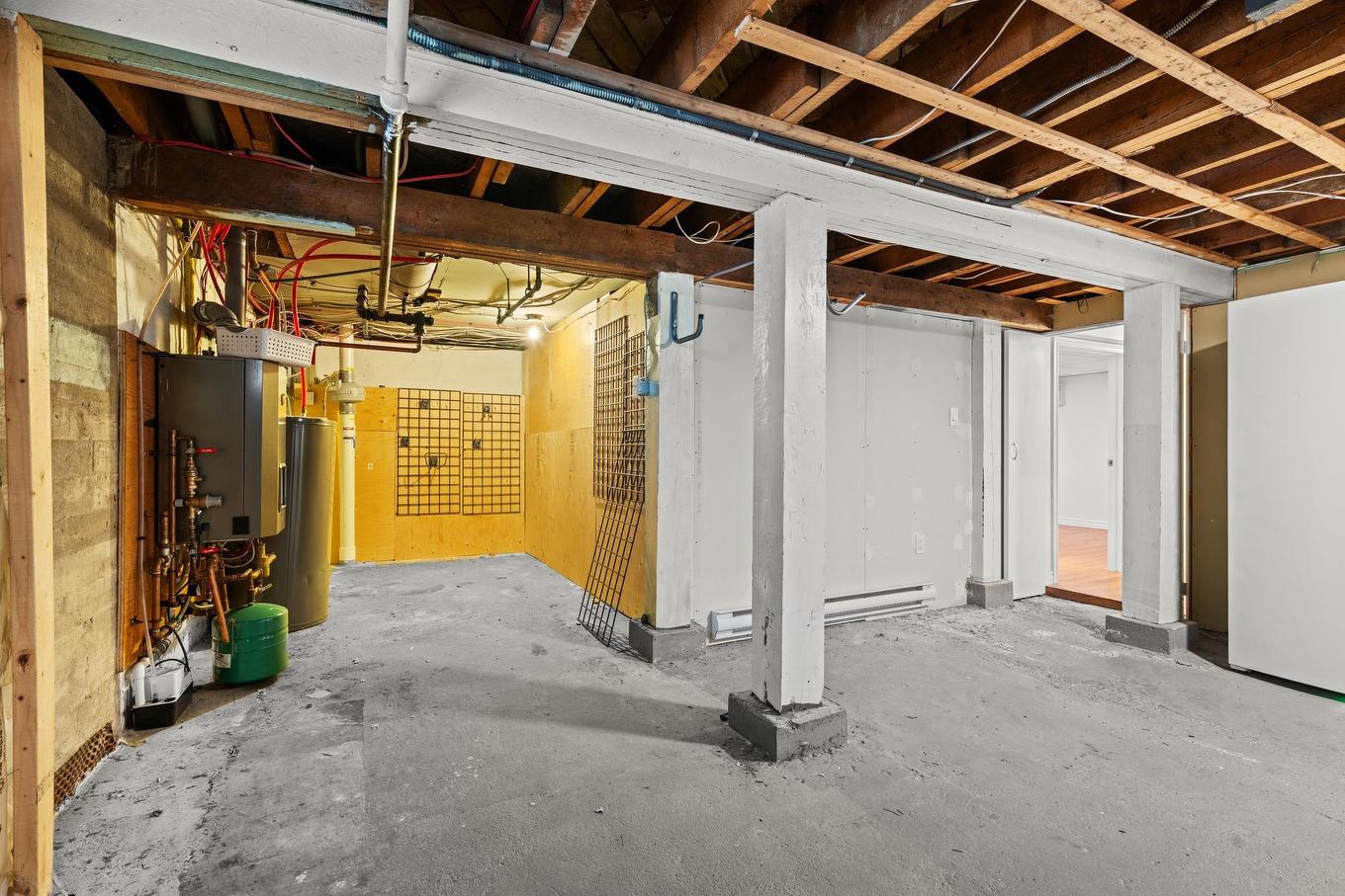6705 Quinpool Road, Halifax, NS - Indoor Photo Showing Basement