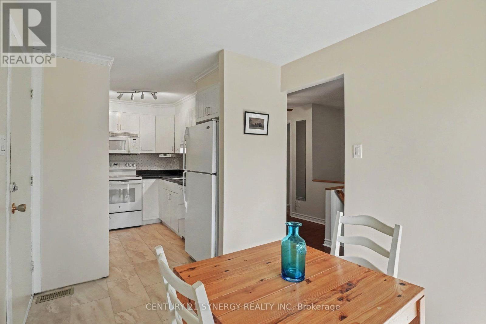 Breakfast Nook - 1078 Alenmede Crescent, Ottawa, ON - Indoor