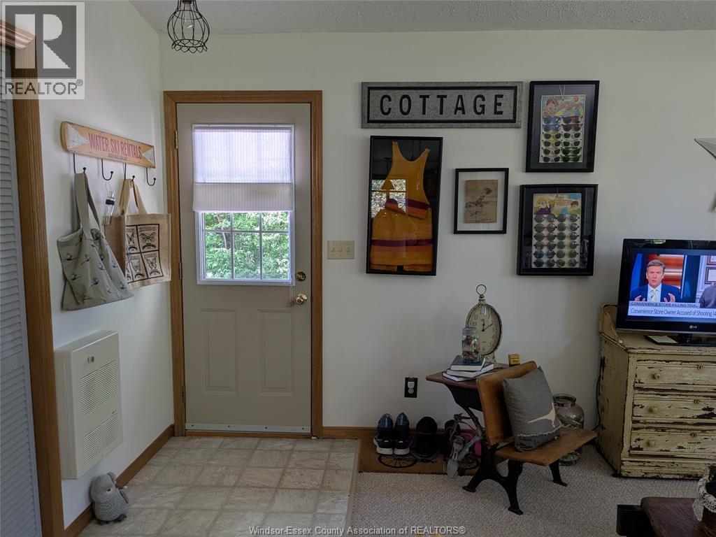 22 Patsy Lane, Pelee Island, ON - Indoor Photo Showing Other Room