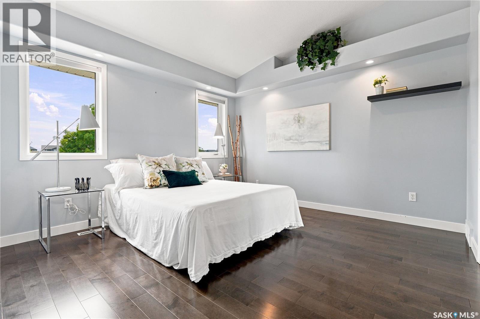 311 Lashyn Cove, Saskatoon, SK - Indoor Photo Showing Bedroom