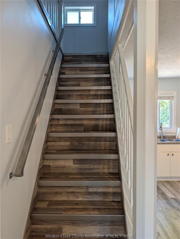 868 Elm, Windsor, ON
