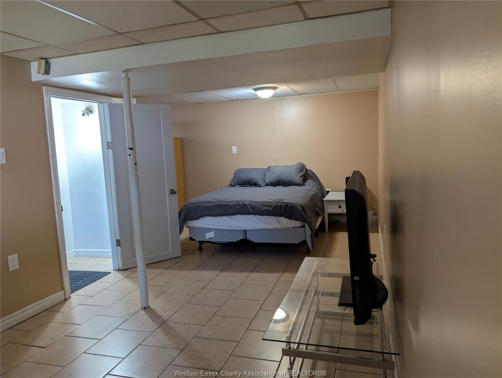 868 Elm, Windsor, ON