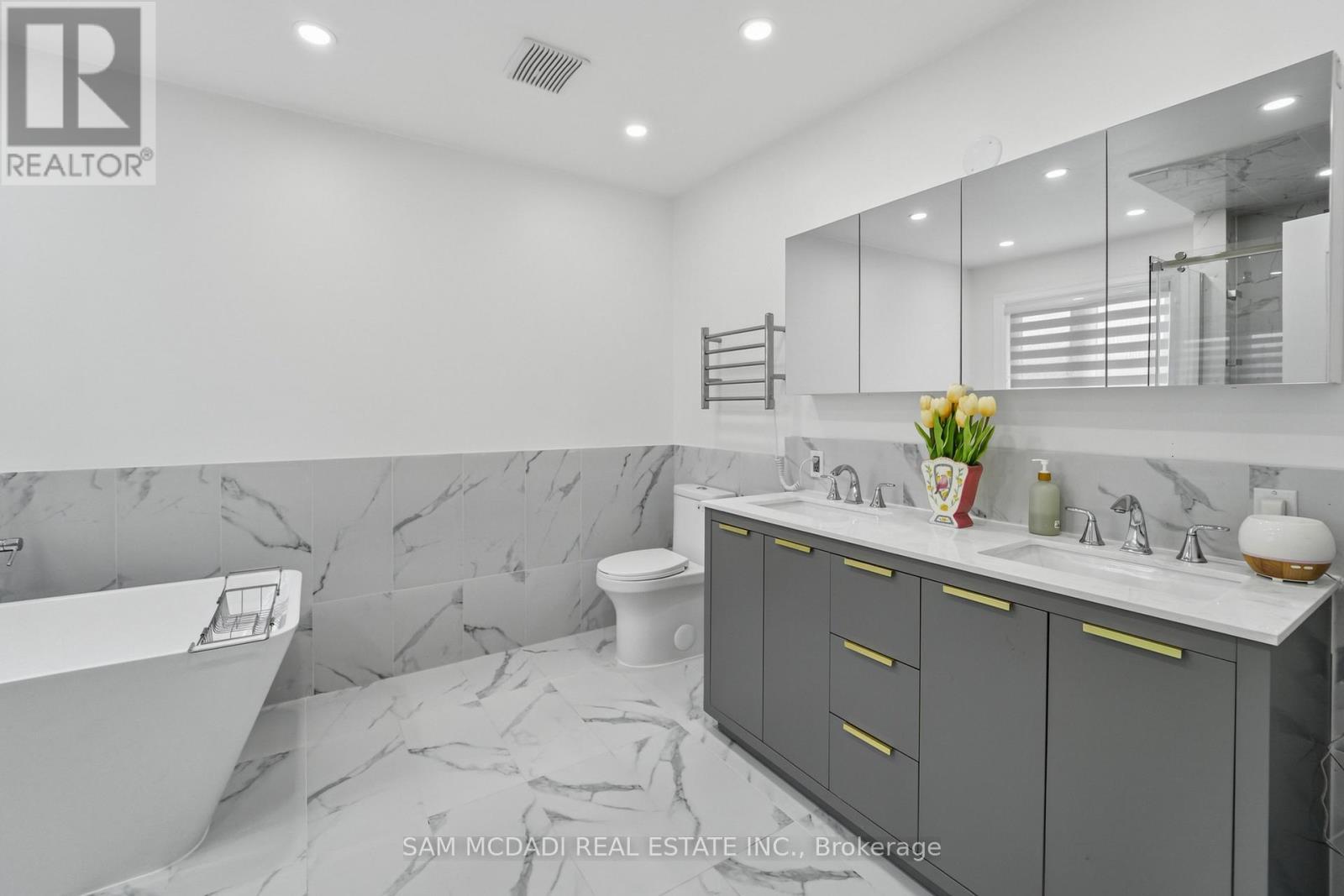 3071 Bayberry Drive, Mississauga, ON - Indoor Photo Showing Bathroom