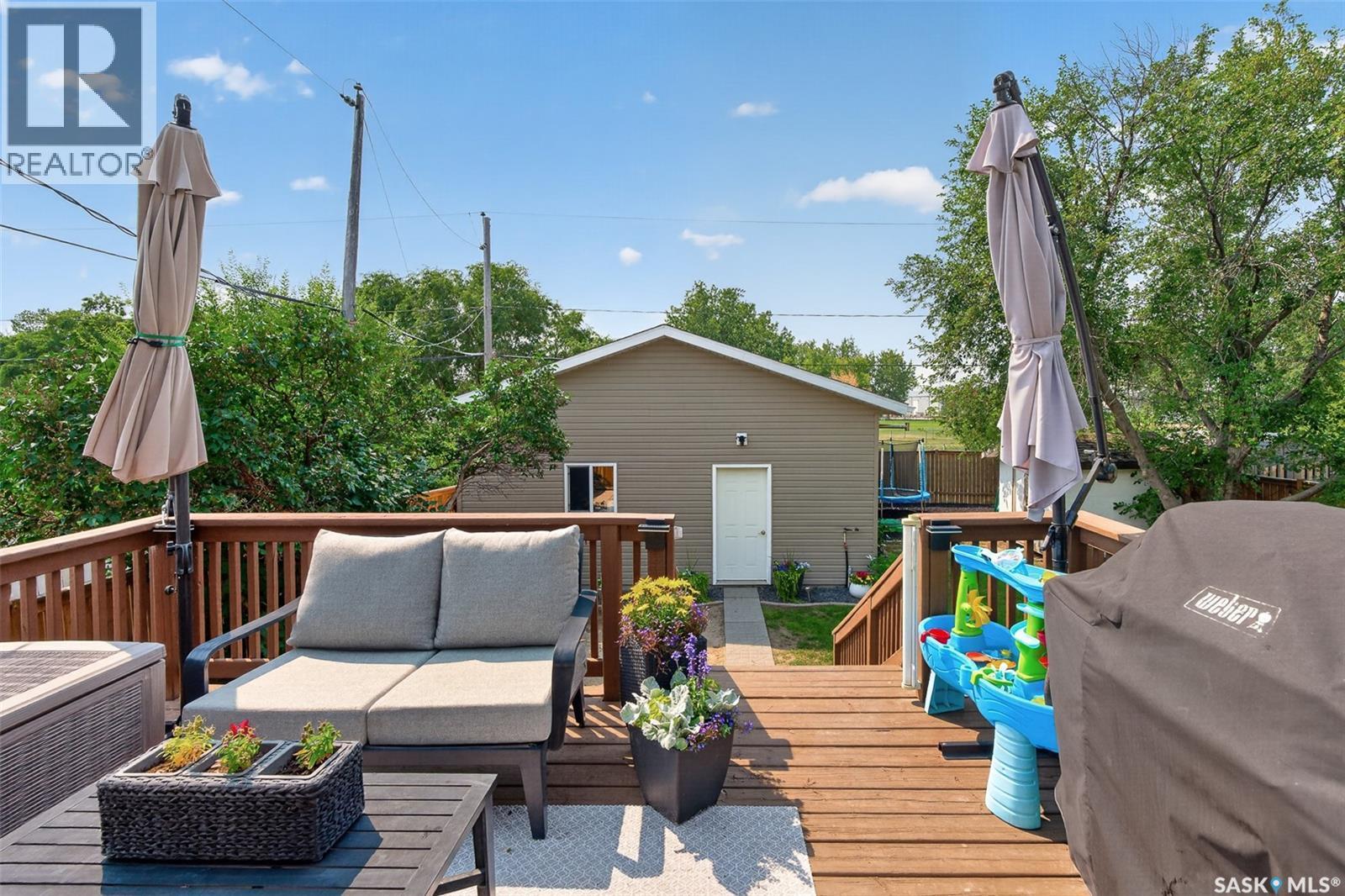 951 Holdsworth Crescent, Moose Jaw, SK - Outdoor With Deck Patio Veranda With Exterior
