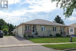 408 HIGHVIEW DRIVE St. Thomas, ON N5R 6C4