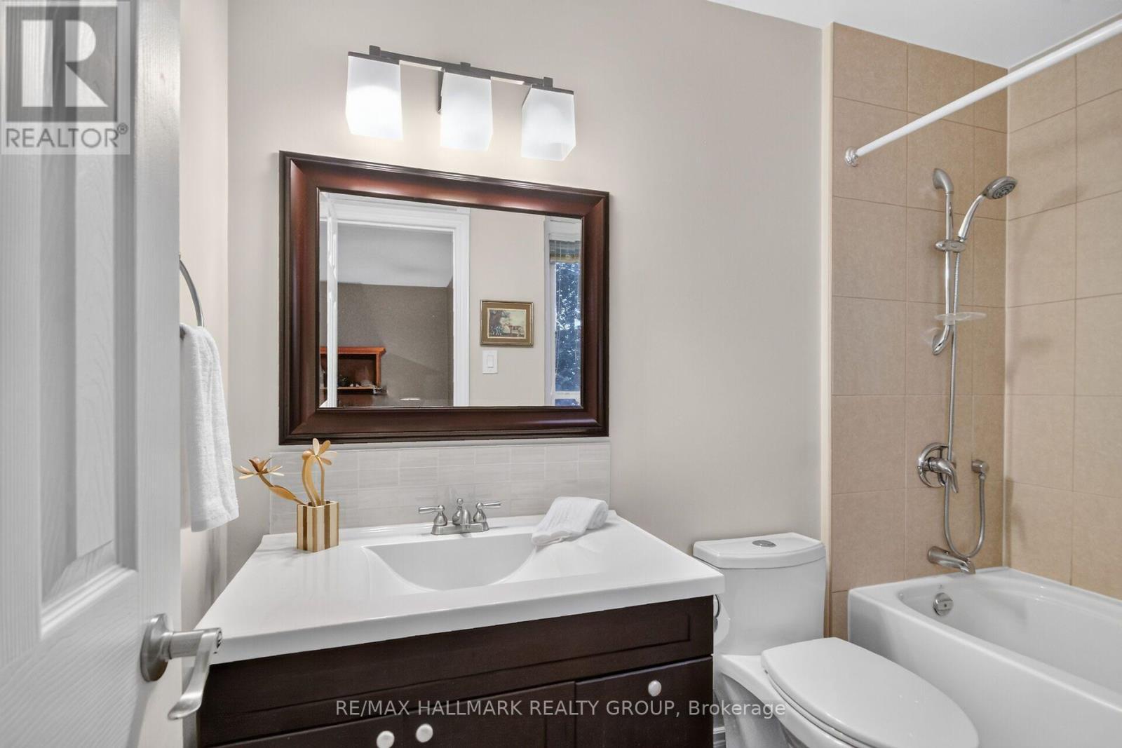 Updated Primary ensuite - 12 Ready Way, Ottawa, ON - Indoor Photo Showing Bathroom