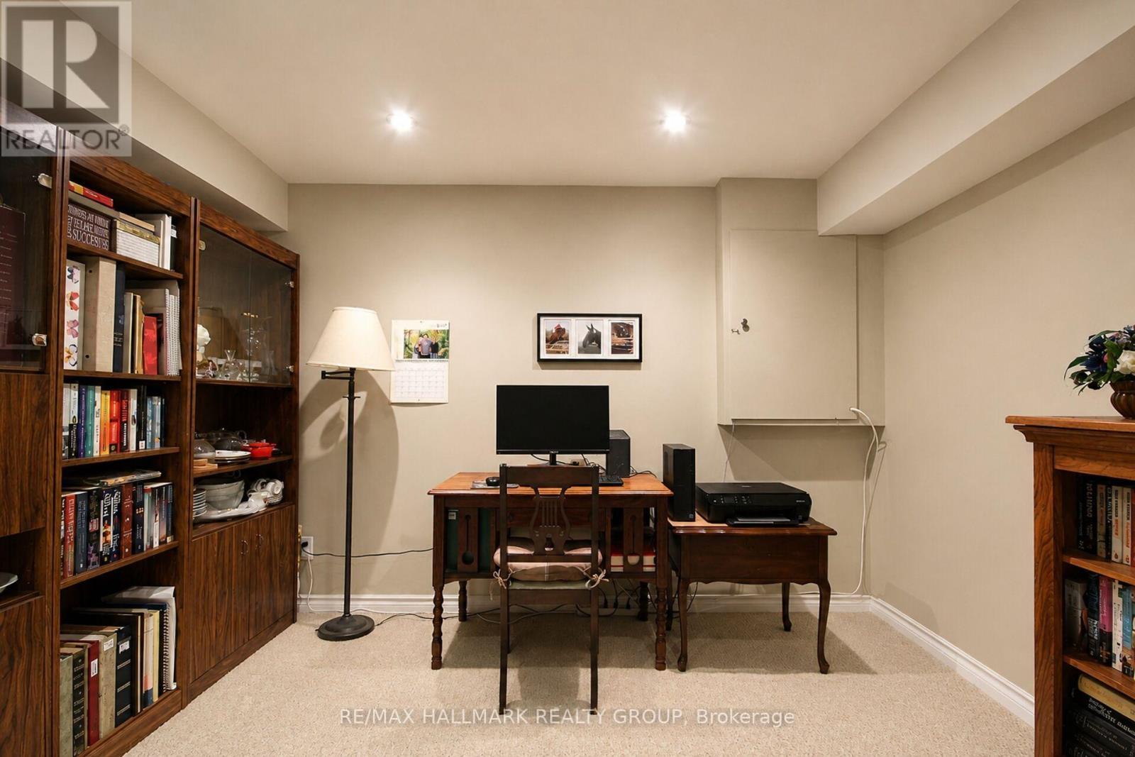 Lower level recreation room - 12 Ready Way, Ottawa, ON - Indoor