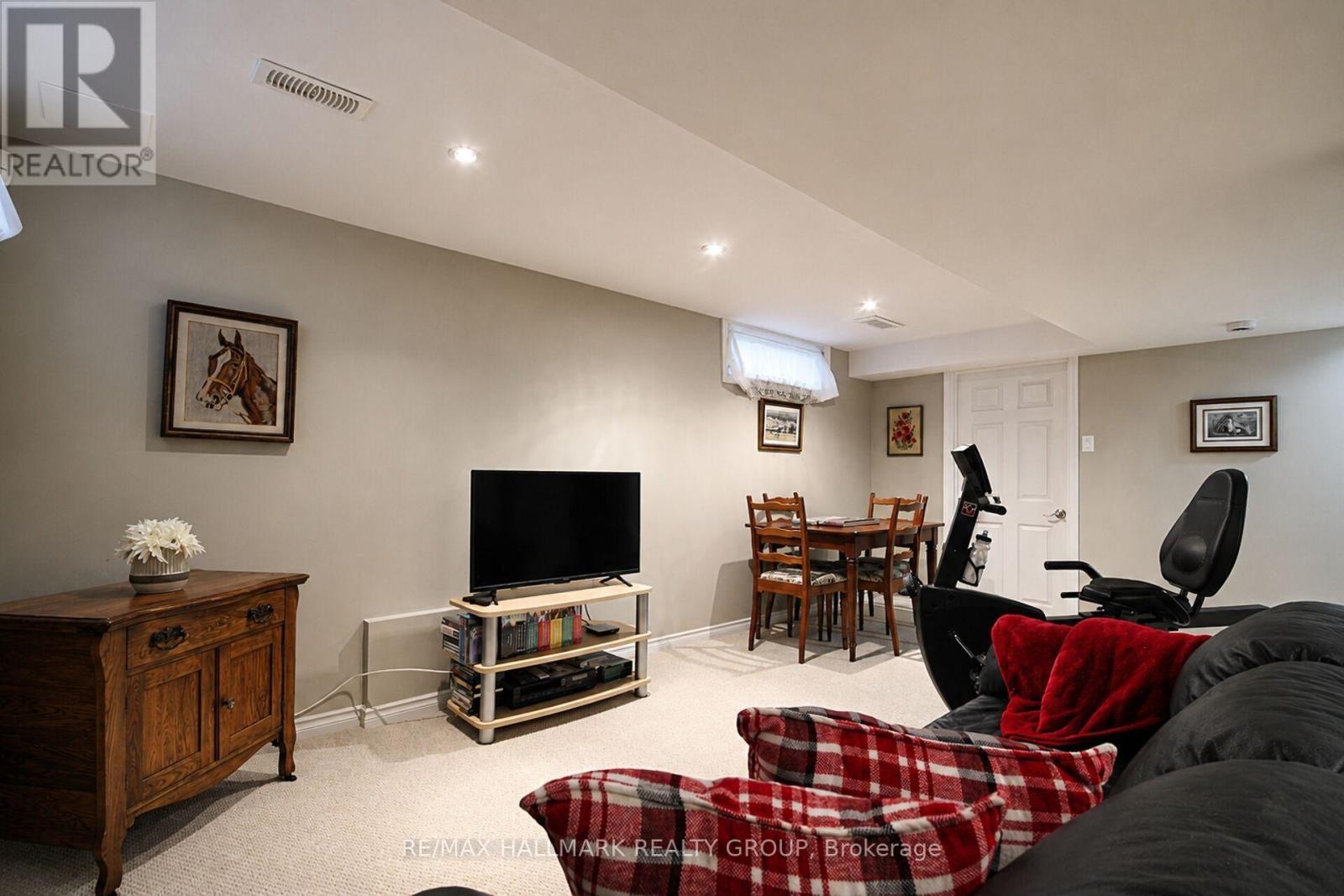 12 Ready Way, Ottawa, ON - Indoor Photo Showing Basement