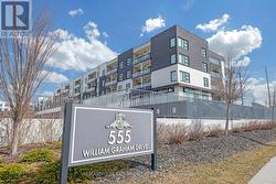 PH401 - 555 WILLIAM GRAHAM DRIVE Aurora, ON L4G 3H9