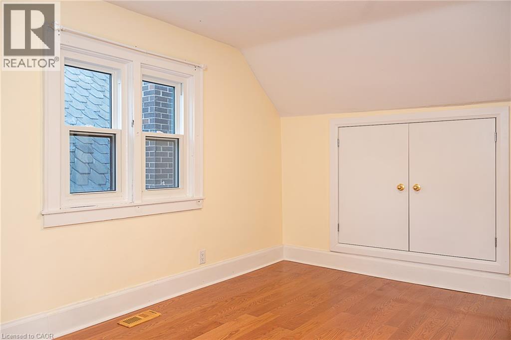 41 Paradise Road S, Hamilton, ON - Indoor Photo Showing Other Room