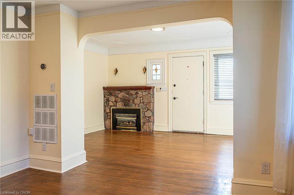 41 Paradise Road S, Hamilton, ON - Indoor With Fireplace