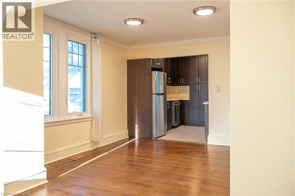 41 Paradise Road S, Hamilton, ON - Indoor