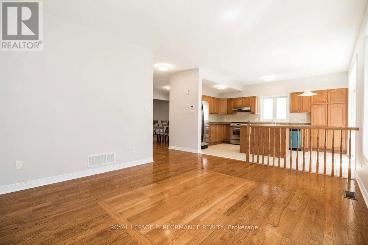 127 Finn Court, Ottawa, ON - Indoor Photo Showing Other Room