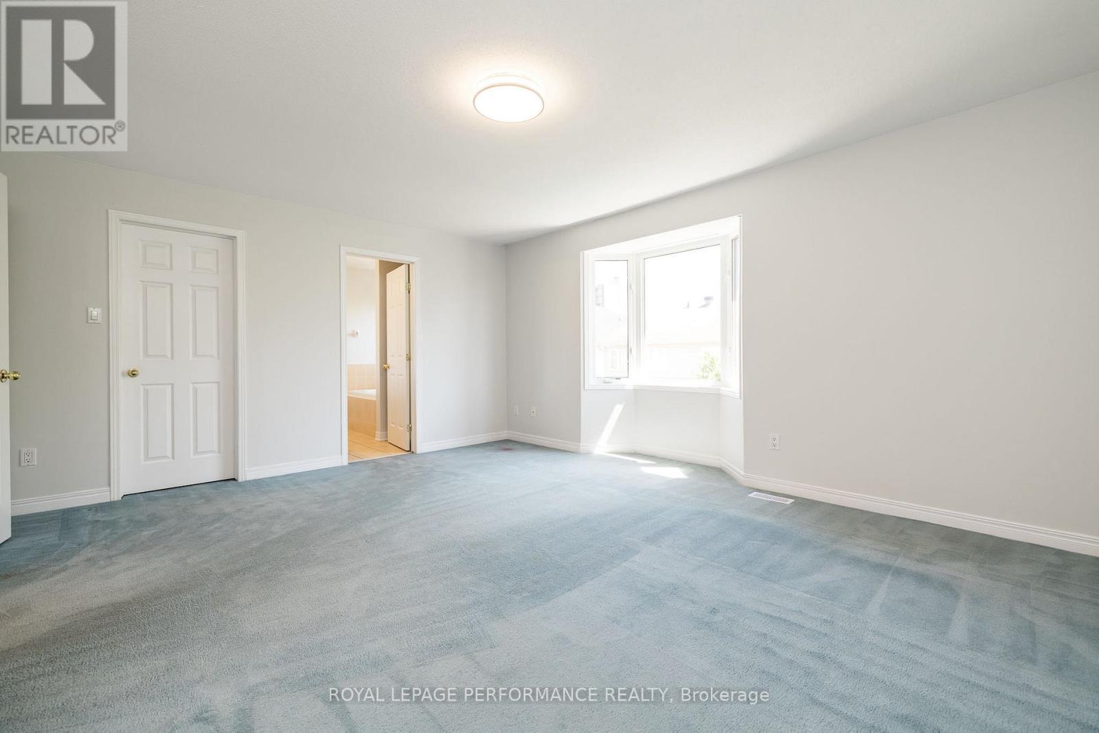 127 Finn Court, Ottawa, ON - Indoor Photo Showing Other Room
