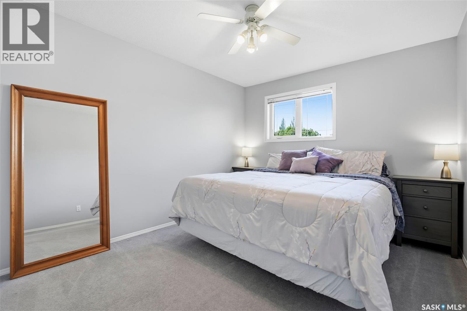 174 Hinitt Place, Saskatoon, SK