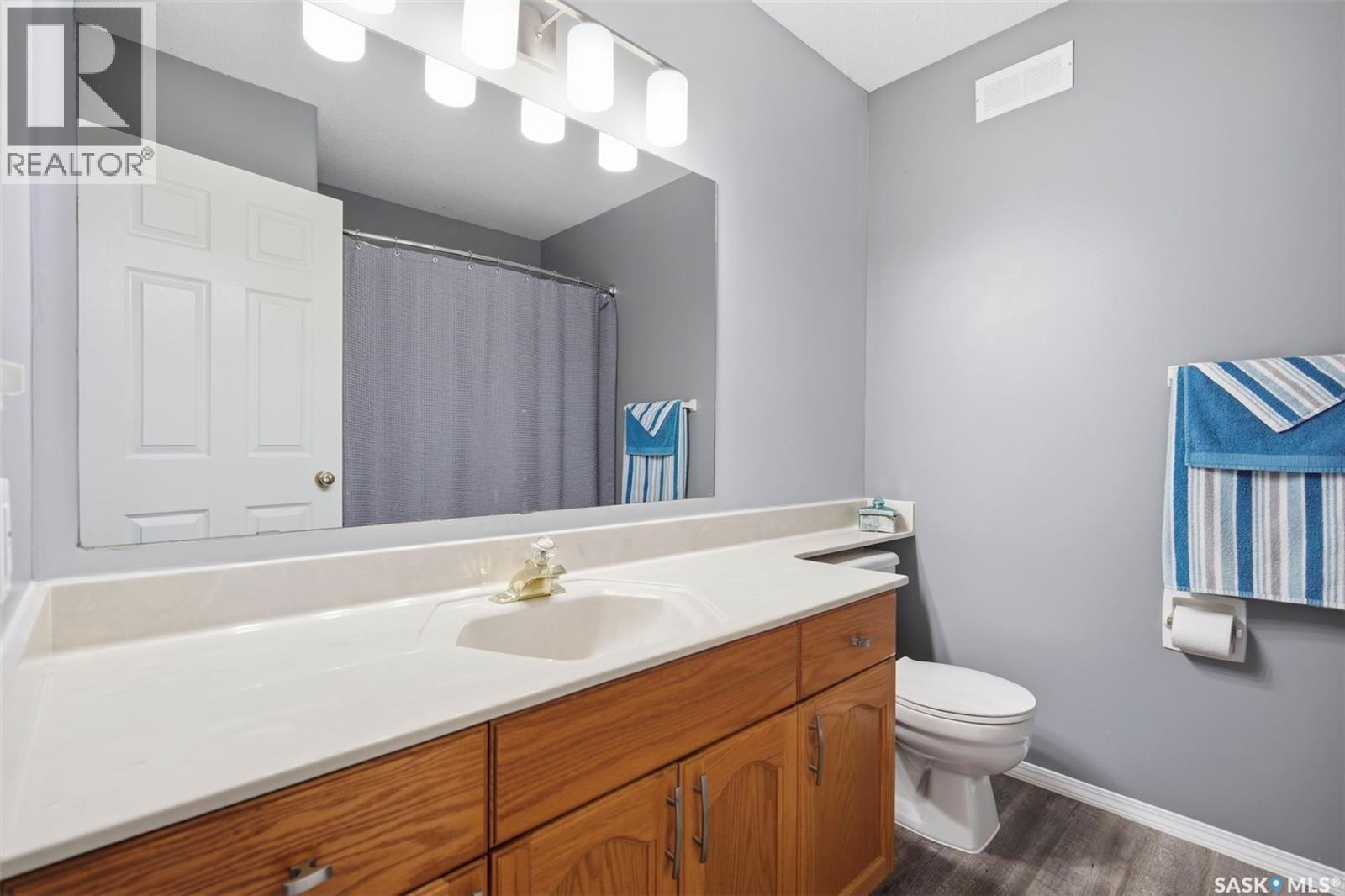 174 Hinitt Place, Saskatoon, SK